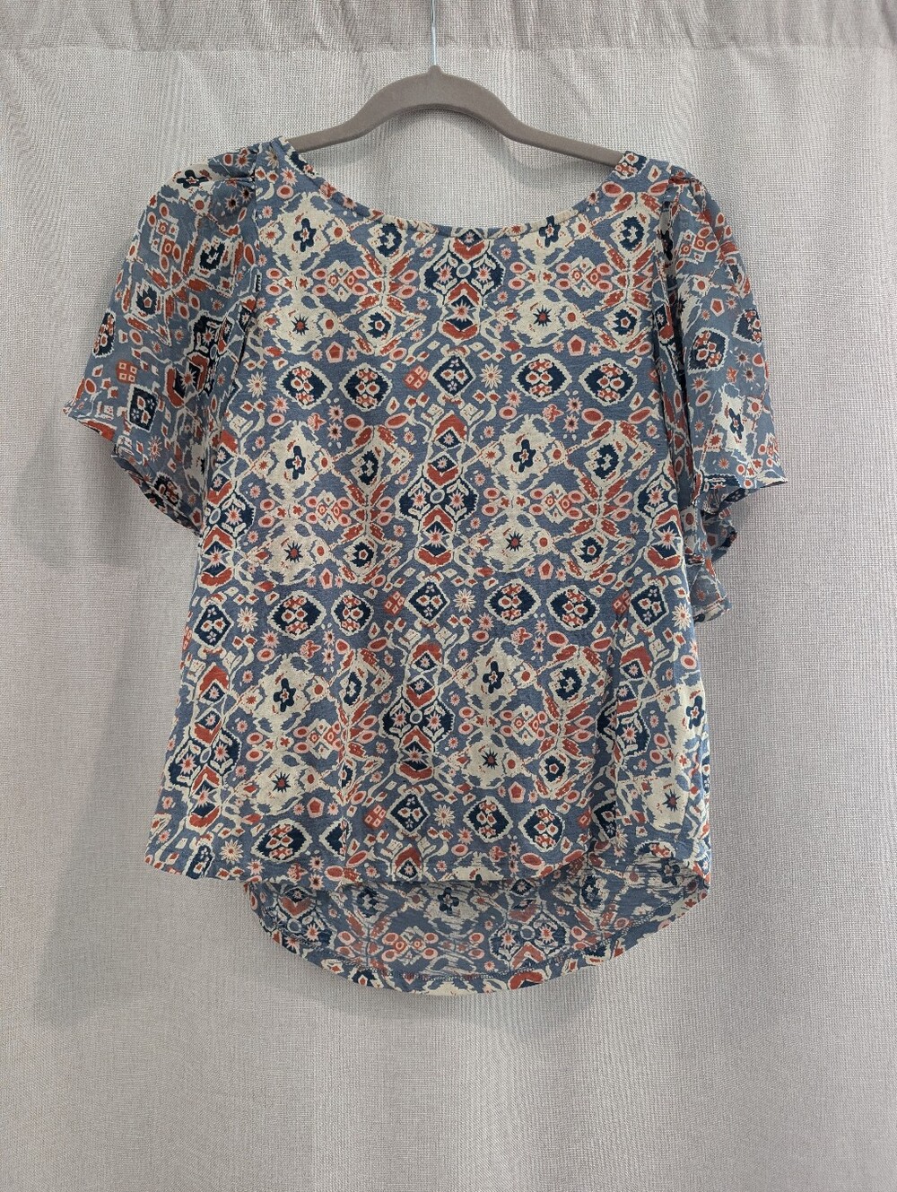Lucky Brand Mosaic Print Flutter Sleeve Top M Boho Cutout Back - Picture 3 of 10